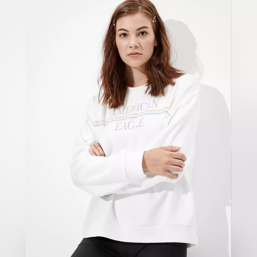 NWOT American Eagle Crew Neck Sweatshirt